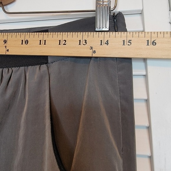 ZARA High Rise Crop Pants Grey Pleated Ankle Zip Women Small Minimalist‎ Trouser - Picture 9 of 14